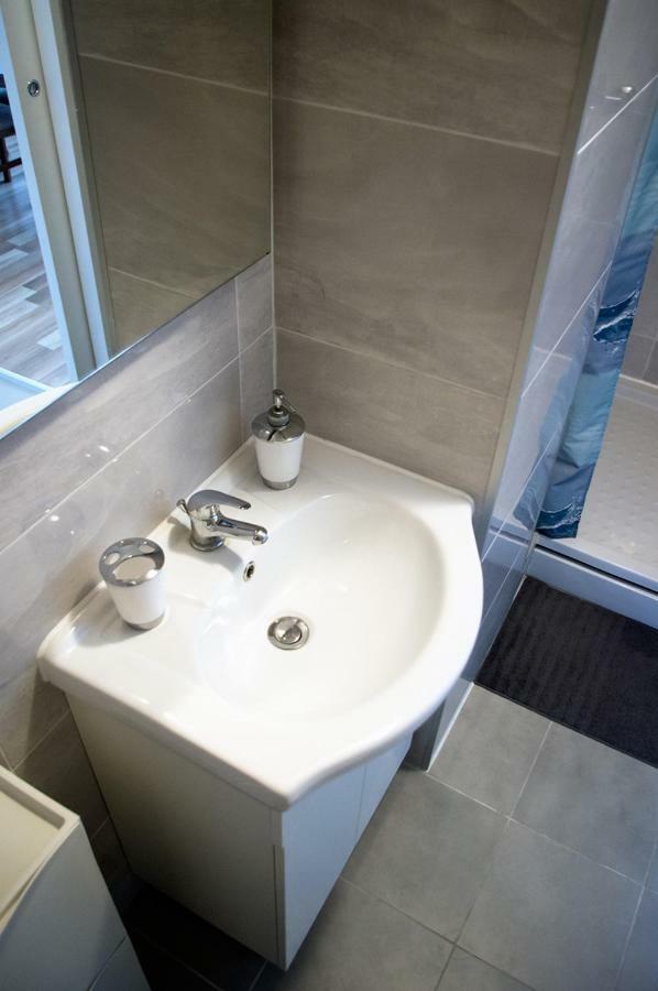 זאגרב Meridian Apartment , 300M To Bus Terminal, Fast Wifi & Airport Transf מראה חיצוני תמונה